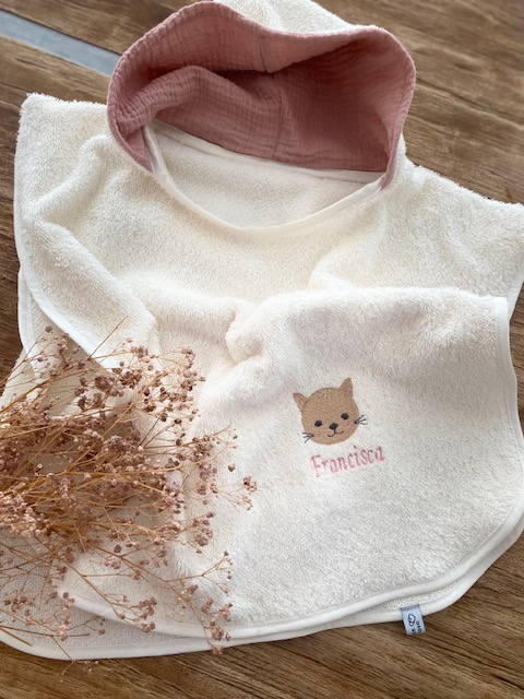 Beige Badeponcho mit Katzen Motiv